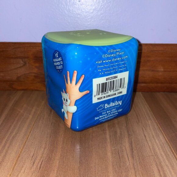 NEW Disney's Cutie Cuff - Series 3 Collection - Pumba from The Lion King Movies - Picture 7 of 7